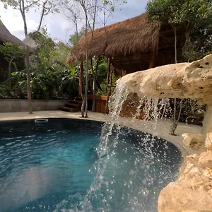 Nueve Camping Tulum
