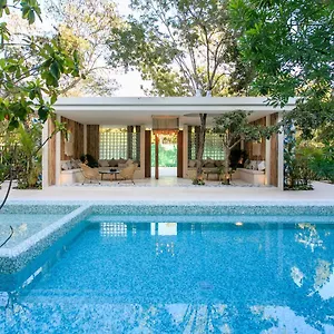 Charming Nature-inspired With Sultry Surroundings By Stella Tulum
